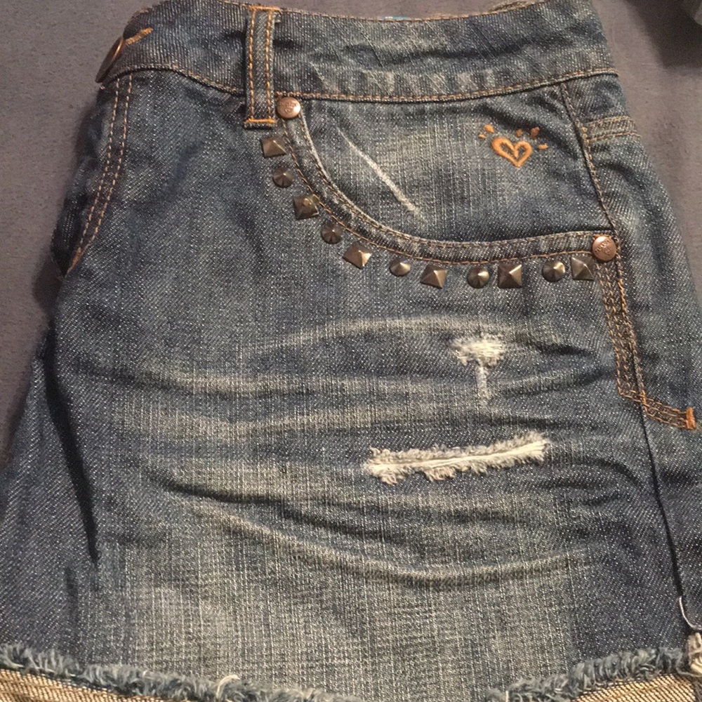 *LAST CHANCE* Justice Jean shorts NWT